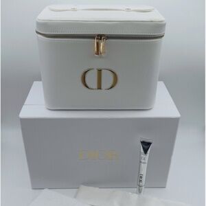 DIOR Platinum VIP Gift Set - Vanity Case + Towel + Hairband + Hyalushot NEW